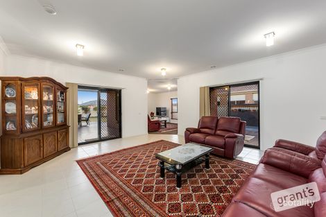 Property photo of 23 Viola Avenue Pakenham VIC 3810