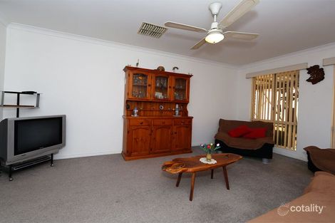 Property photo of 5 Yanderra Court Stratton WA 6056