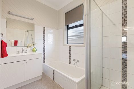 Property photo of 37 Pauls Crescent Wendouree VIC 3355