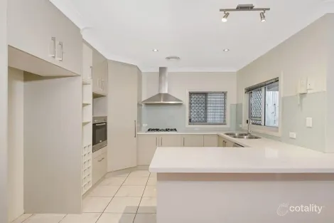 Property photo of 28 Llewellyn Street Kangaroo Point QLD 4169