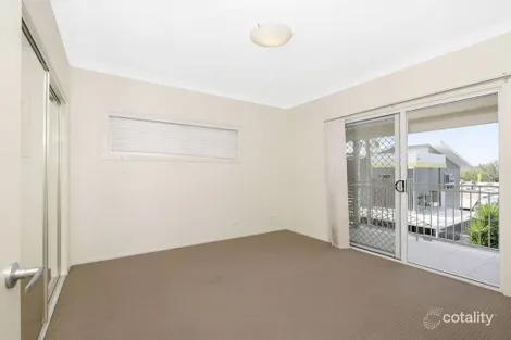 Property photo of 28 Llewellyn Street Kangaroo Point QLD 4169