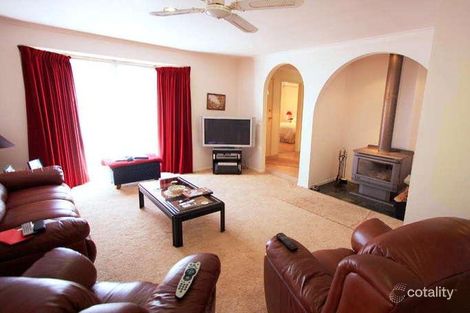 Property photo of 6 Peregrine Place Carrum Downs VIC 3201