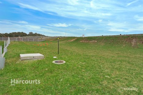 8 Mcnevin Cl, Calderwood, NSW 2527
