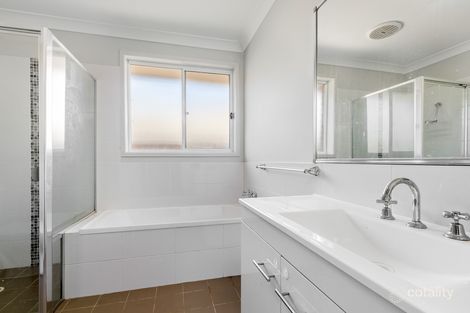 Property photo of 16 Trebbiano Drive Cessnock NSW 2325