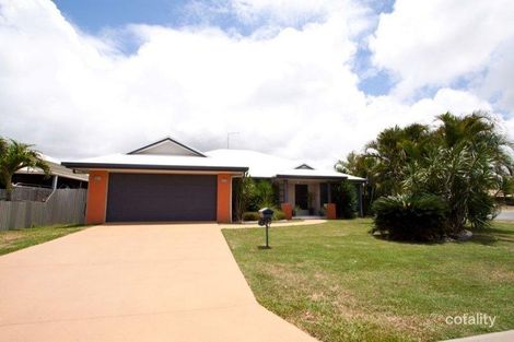 2 Seaside Pl, Blacks Beach, QLD 4740