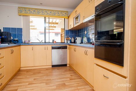 Property photo of 33 Burleigh Drive Australind WA 6233