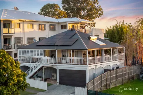 Property photo of 205 Mountjoy Terrace Manly QLD 4179