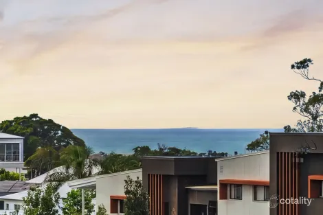 Property photo of 205 Mountjoy Terrace Manly QLD 4179