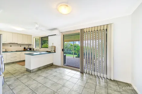 Property photo of 7 Cook Court Bargara QLD 4670