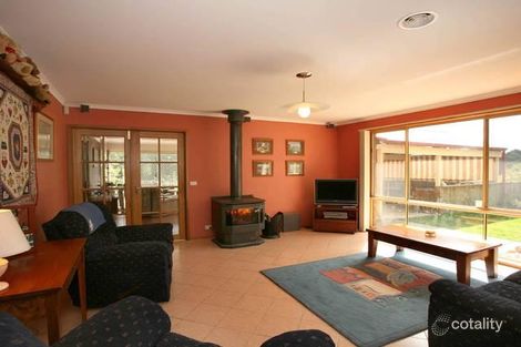 Property photo of 3 McArthur Road Beaconsfield Upper VIC 3808