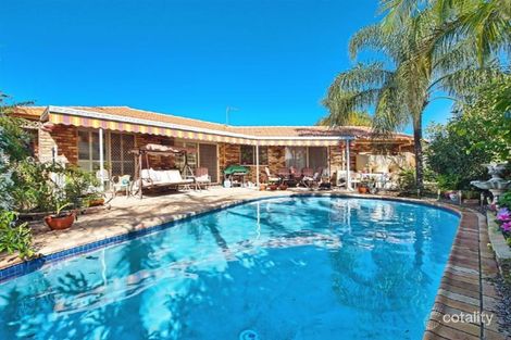 3 Montserrat Ct, Clear Island Waters, QLD 4226