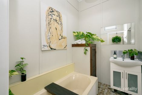 Property photo of 16 Railway Avenue Railway Estate QLD 4810