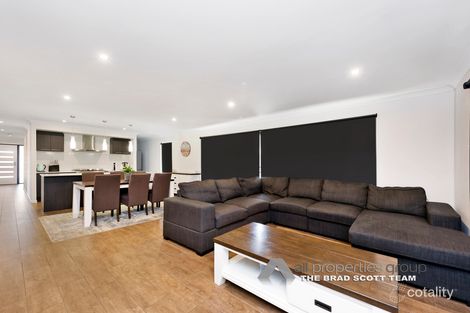 Property photo of 7 Canopy View Court Flagstone QLD 4280