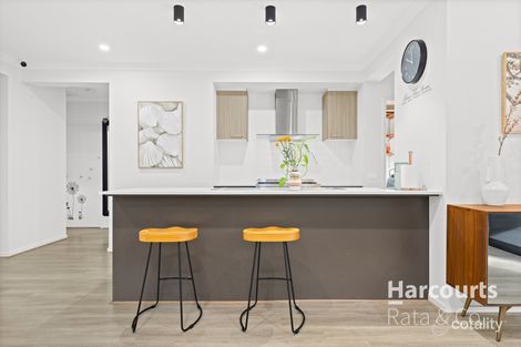 Property photo of 3 Esteem Road Craigieburn VIC 3064