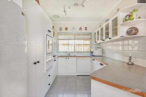 Property photo of 13 Adrian Place Rowville VIC 3178