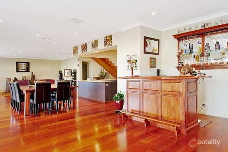 Property photo of 2 Viewbank Walk Caroline Springs VIC 3023