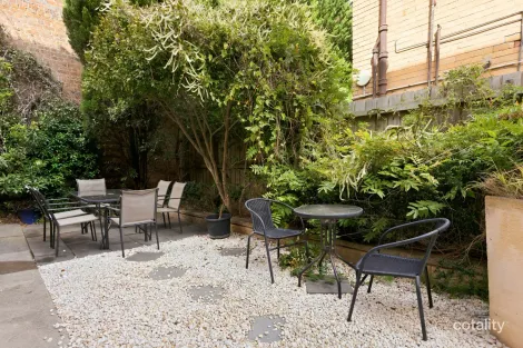 Property photo of 2/44 Eildon Road St Kilda VIC 3182