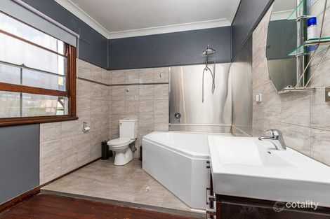 Property photo of 14 Morgan Crescent Raymond Terrace NSW 2324
