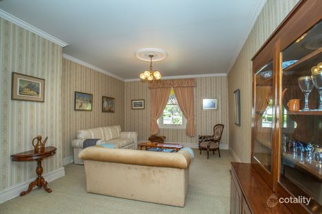 Property photo of 18 Rollings Road Upper Ferntree Gully VIC 3156