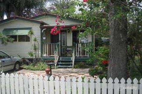 Property photo of 40 Fifth Avenue Sandgate QLD 4017
