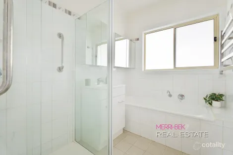 Property photo of 12 Johnson Street Avondale Heights VIC 3034