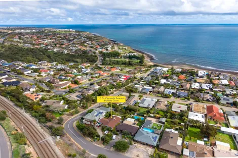 15 St Vincents Ave, Hallett Cove, SA 5158