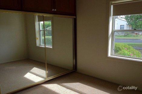 Property photo of 2 Barrett Avenue Mount Gambier SA 5290