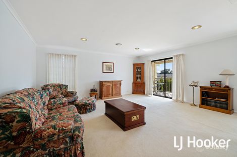 Property photo of 22 Handcock Crescent Macgregor ACT 2615