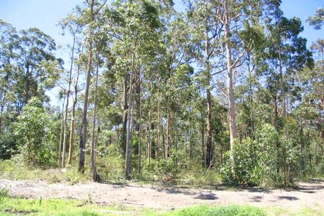 18 Nancy Cl, Cameron Park, NSW 2285