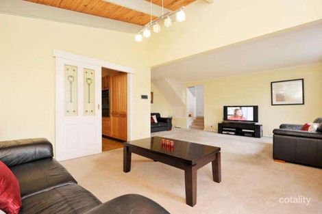 Property photo of 2 Denham Court Templestowe VIC 3106