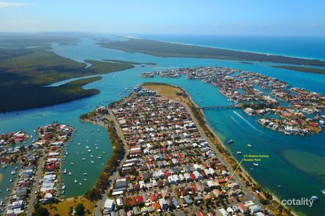 Property photo of 1/5 Abalone Avenue Paradise Point QLD 4216