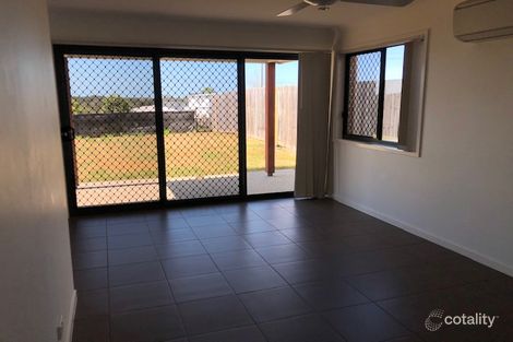 Property photo of 1/65 Braxlaw Crescent Dakabin QLD 4503