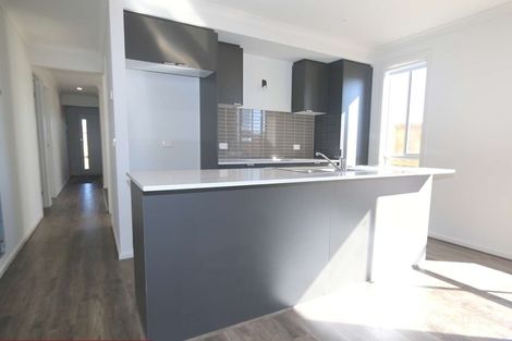 Property photo of 18 Ungara Drive Werribee VIC 3030