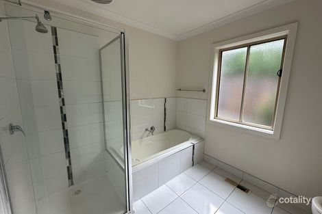 Property photo of 11/284 Pound Road Hampton Park VIC 3976