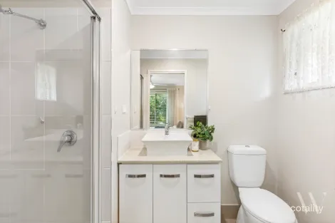 Property photo of 33 Watson Road Southside QLD 4570