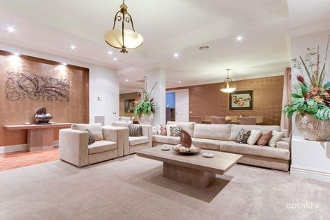 Property photo of 1 William Road Berwick VIC 3806