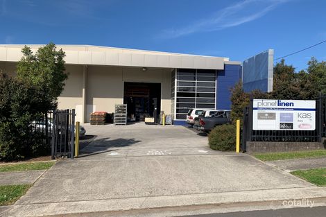 8 Woodfield Bvd, Caringbah, NSW 2229