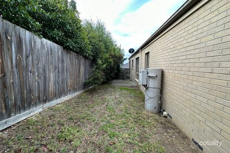 Property photo of 11/284 Pound Road Hampton Park VIC 3976