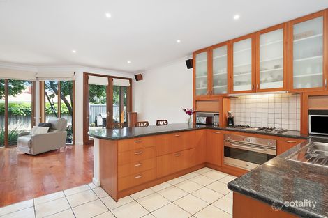 Property photo of 13 Wallen Road Ormond VIC 3204