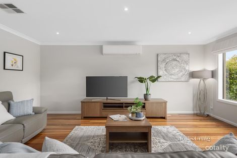 Property photo of 109 Kalbar Road Eltham VIC 3095