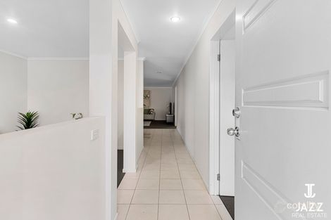 Property photo of 30 Danfield Drive Tarneit VIC 3029