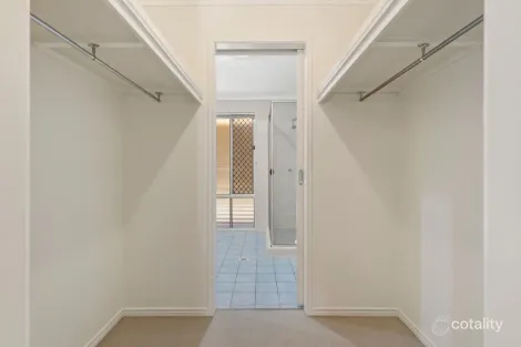 Property photo of 40 Sheldrake Place Moggill QLD 4070