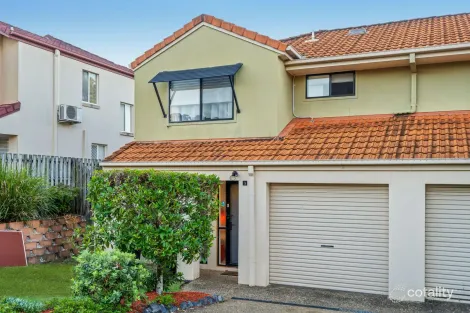 Property photo of 3/74 Universal Street Pacific Pines QLD 4211