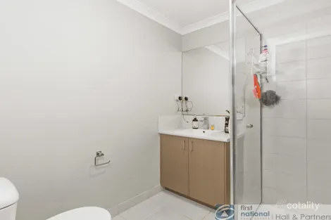 Property photo of 32 Arlington Avenue Pakenham VIC 3810
