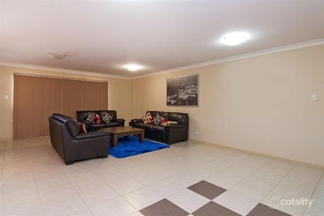Property photo of 17 Rolfe Circuit Underwood QLD 4119