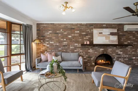 Property photo of 6 Zebrafinch Court Carrum Downs VIC 3201