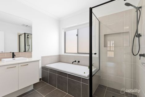 Property photo of 19 Farndale Drive Lara VIC 3212