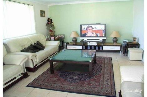 Property photo of 5 Perth Close West Hoxton NSW 2171