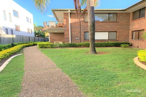 Property photo of 2/14 Peerless Avenue Mermaid Beach QLD 4218