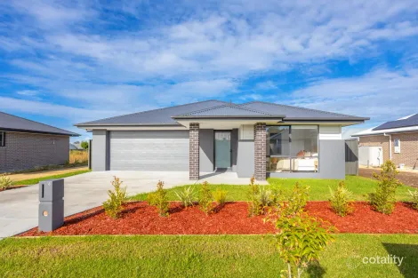 4 Peony Ave, Old Bar, NSW 2430